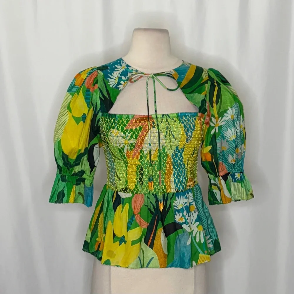 NEW!! FARM RIO Vintage Toucans Smocked‎ Peplum Top Blouse Tropical Small